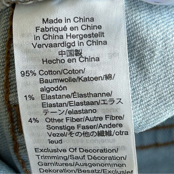 Levi’s 501 Denim Cutoff Shorts Women’s Size 24 Button Fly, Distressed Raw Hem - Picture 8 of 9